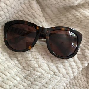 DEREK LAM Aura Sungalsses